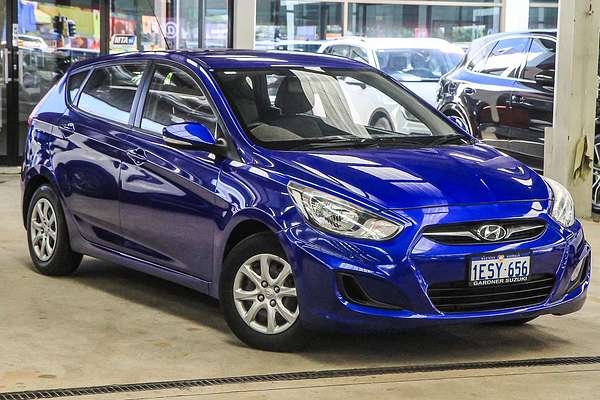 2014 Hyundai Accent Active RB2