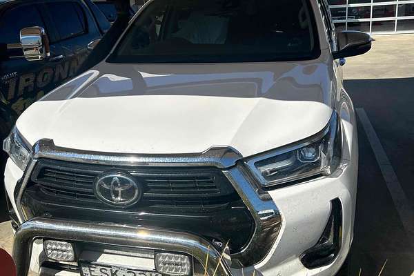 2022 Toyota Hilux SR5 GUN126R 4X4