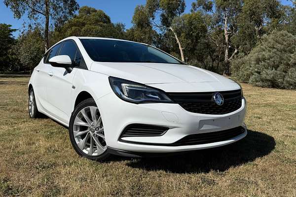 2018 Holden Astra R+ BK