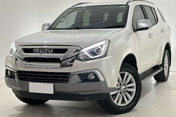 2017 Isuzu MU-X LS-T