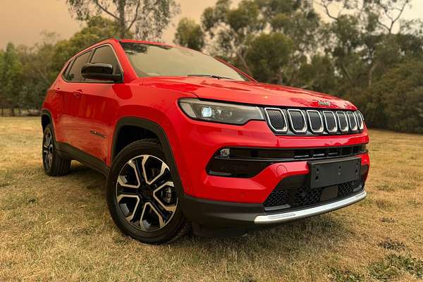 2023 Jeep Compass Limited M6