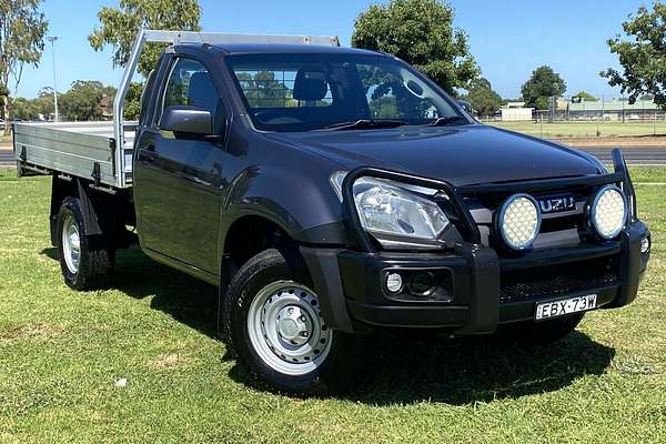 2019 Isuzu D-MAX SX High Ride Rear Wheel Drive