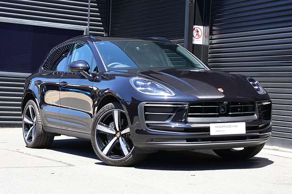 2023 Porsche Macan 95B