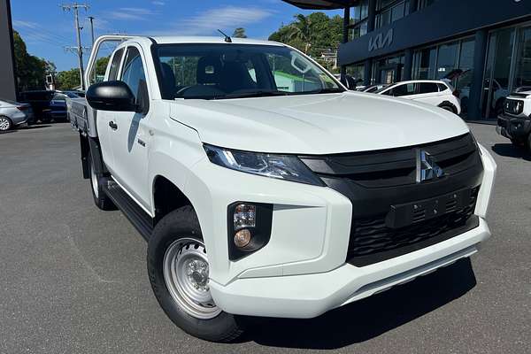 2023 Mitsubishi Triton GLX MR 4X4