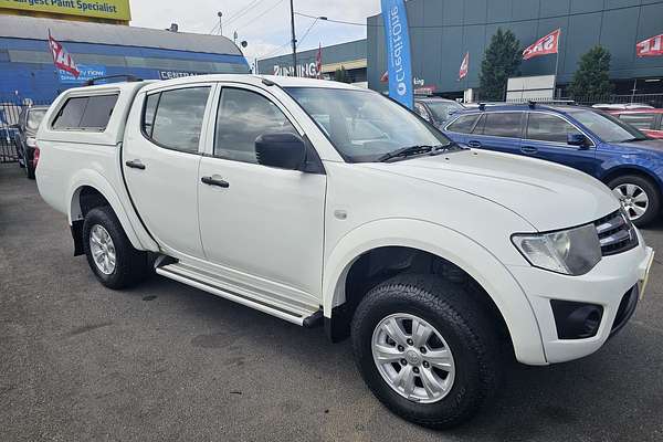 2013 Mitsubishi Triton GLX MN 4X4