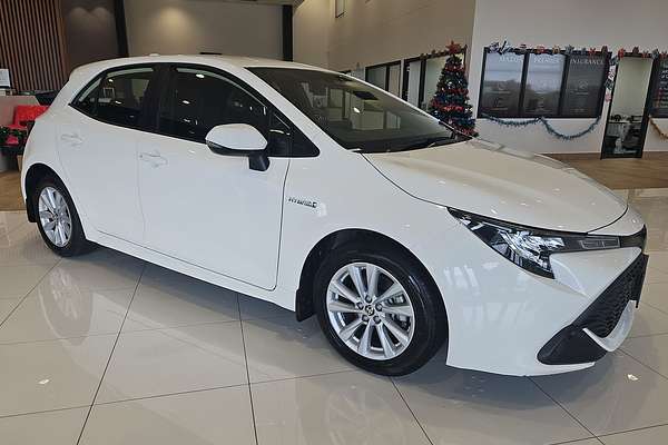 2022 Toyota Corolla Ascent Sport Hybrid ZWE219R