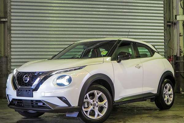 2024 Nissan JUKE ST F16