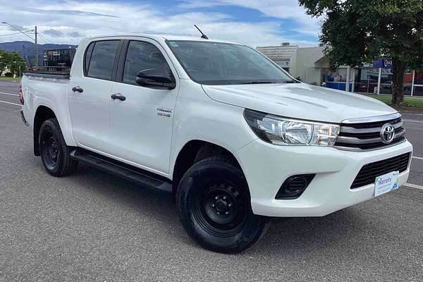 2018 Toyota Hilux SR GUN126R 4X4