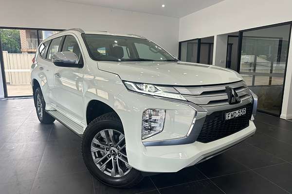 2024 Mitsubishi Pajero Sport GLX QF