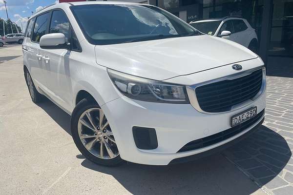 2015 Kia Carnival S YP