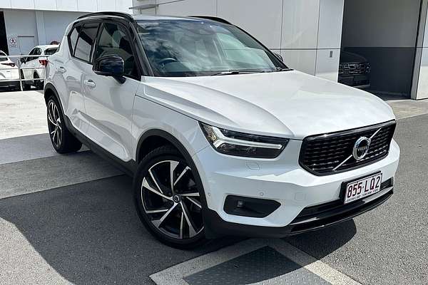 2021 Volvo XC40 T5 R-Design