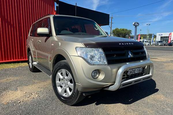 2014 Mitsubishi Pajero GLX-R NW