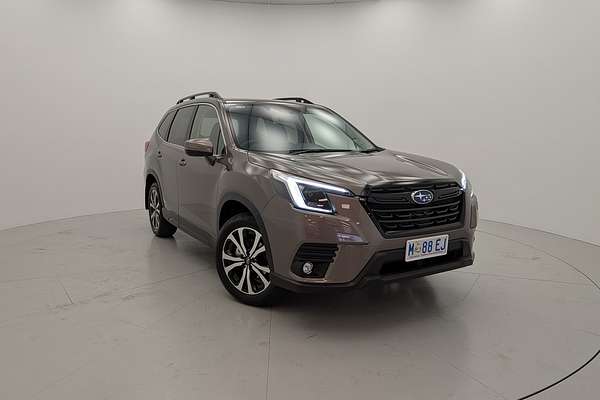 2024 Subaru Forester 2.5i Premium S5