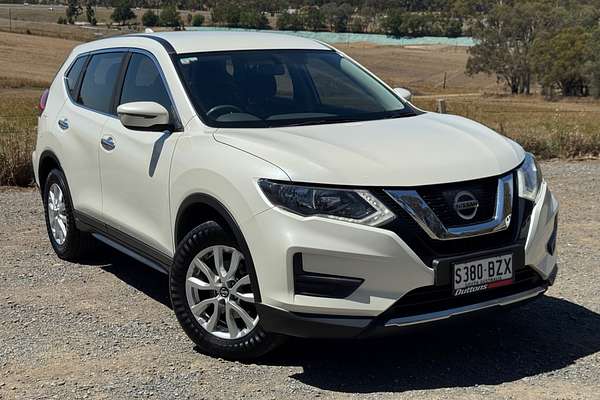 2017 Nissan X-TRAIL ST T32