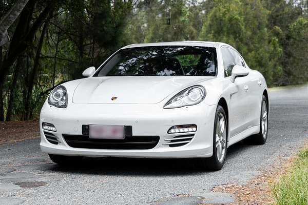 2011 Porsche Panamera 4S 970