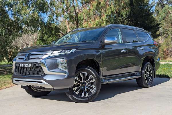 2022 Mitsubishi Pajero Sport GLS QF