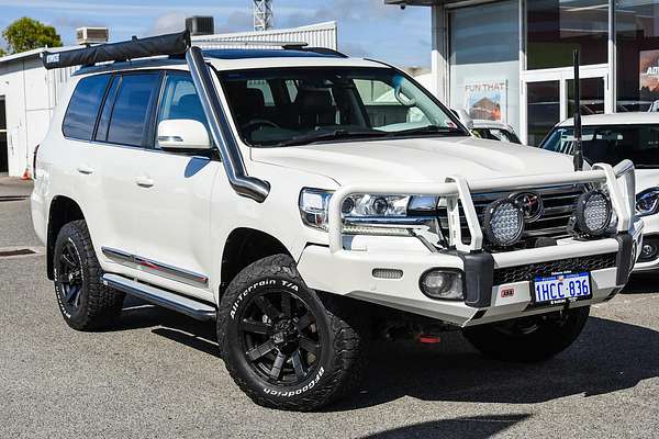 2016 Toyota Landcruiser Sahara VDJ200R