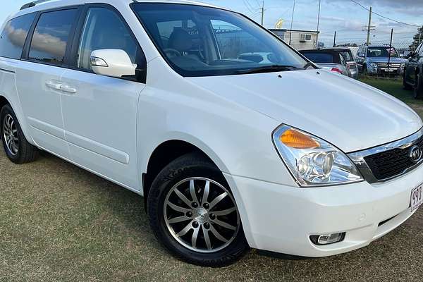 2010 Kia Carnival S VQ MY11