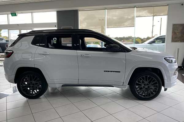 2023 Jeep Compass S-Limited M6