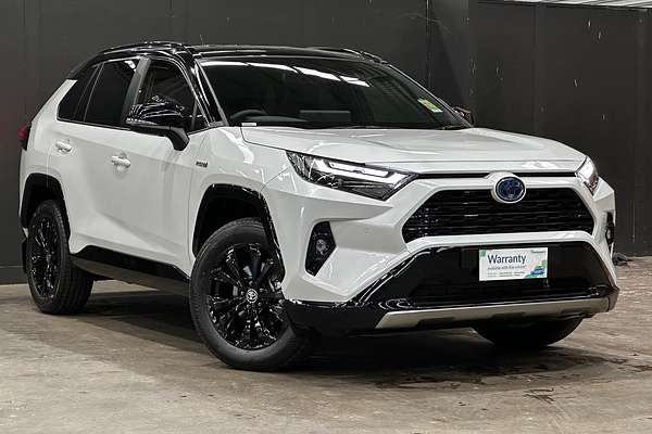 2024 Toyota RAV4 XSE AXAH52R