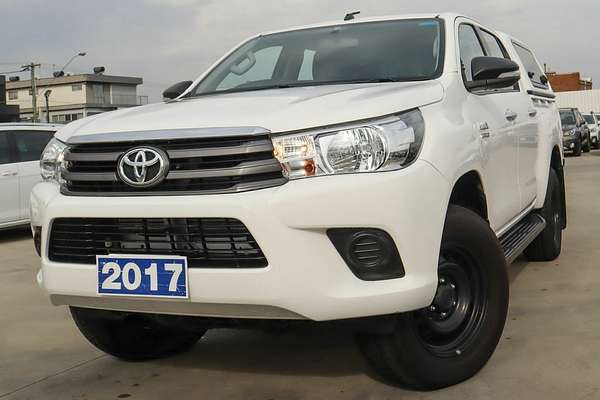 2017 Toyota Hilux SR GUN126R 4X4