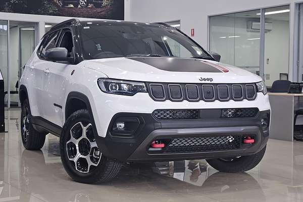 2023 Jeep Compass Trailhawk M6