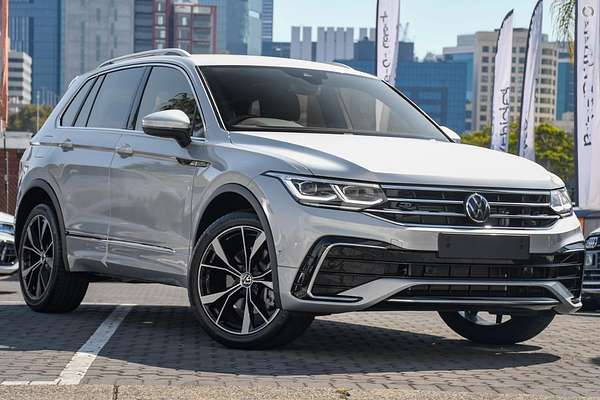 2023 Volkswagen Tiguan 162TSI R-Line 5N