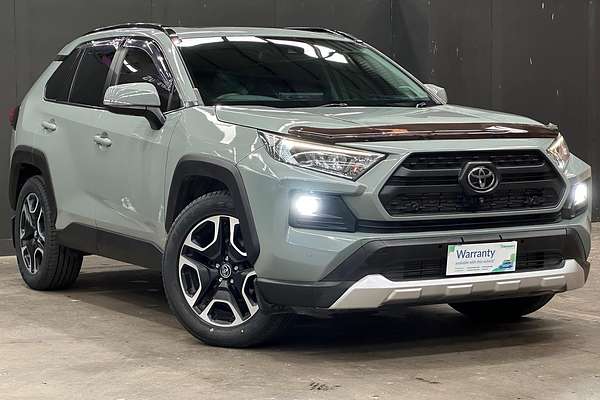 2019 Toyota RAV4 Edge AXAA54R