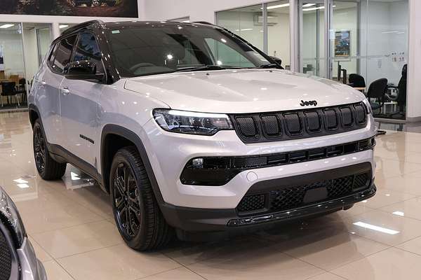 2023 Jeep Compass Night Eagle M6