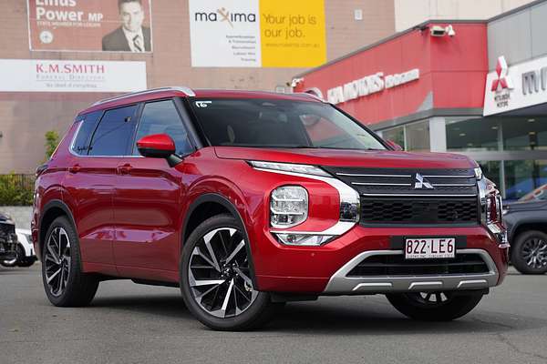 2023 Mitsubishi Outlander Exceed ZM