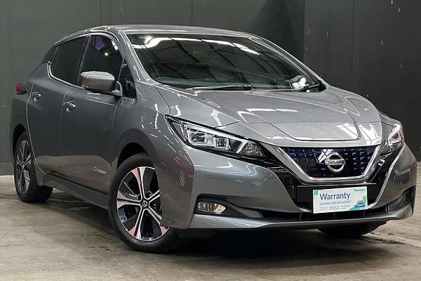 2022 Nissan LEAF ZE1