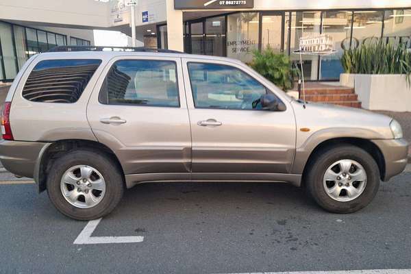 2002 Mazda Tribute Classic