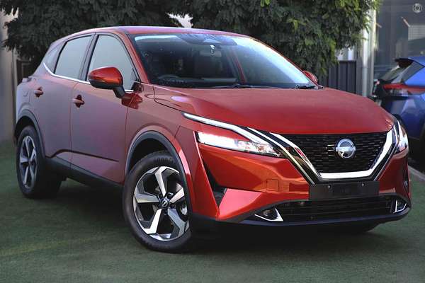 2024 Nissan QASHQAI ST+ J12