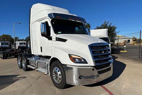 2023 Freightliner Cascadia 116