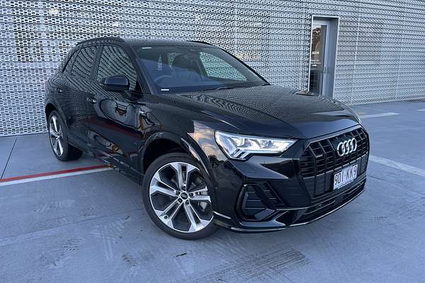 2024 Audi Q3 40 TFSI S Line F3