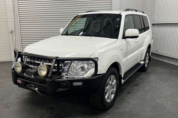 2016 Mitsubishi Pajero GLX NX