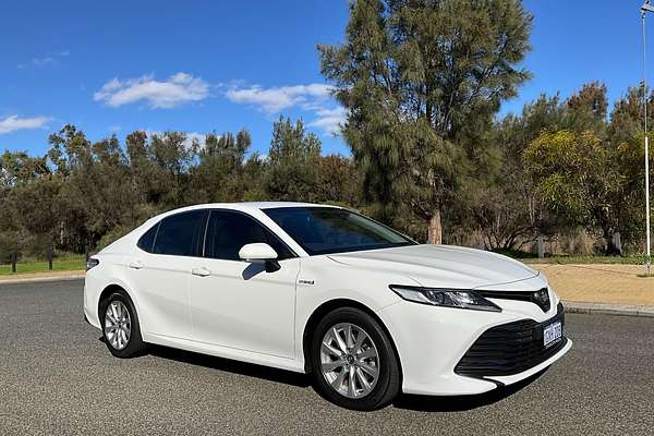 2019 Toyota Camry Ascent AXVH71R