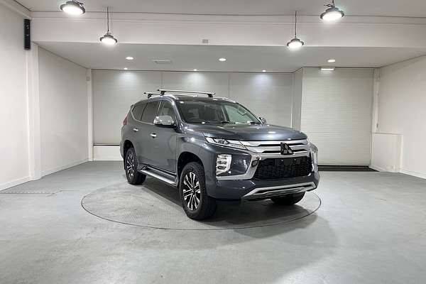 2022 Mitsubishi Pajero Sport Exceed QF