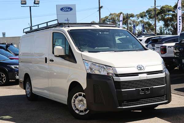 2022 Toyota Hiace GDH300R LWB