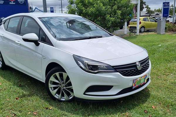 2018 Holden Astra R+ BK