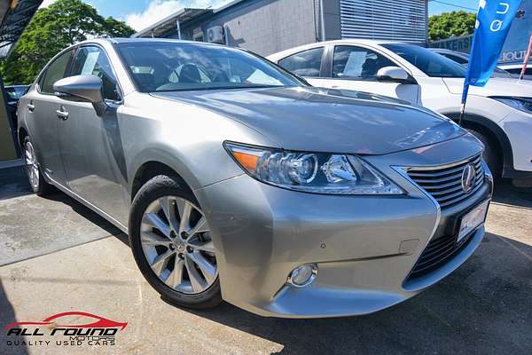 2015 Lexus ES300h LUXURY AVV60R MY15