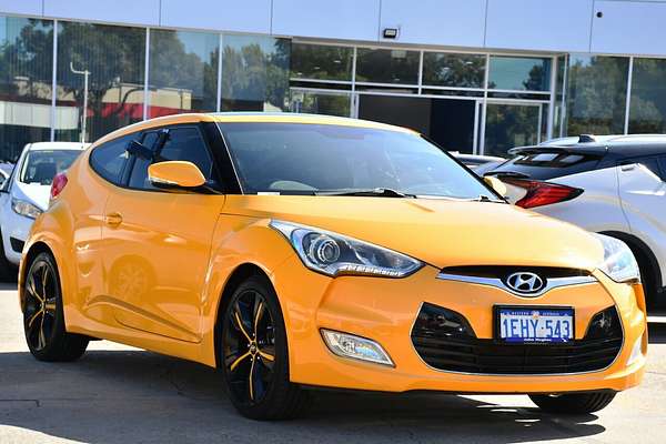 2013 Hyundai Veloster + Coupe D-CT FS2