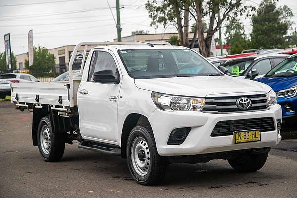 2017 Toyota Hilux SR GUN126R 4X4