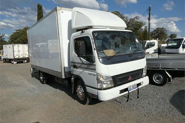 2007 Mitsubishi Canter FE85P 4.0 4x2