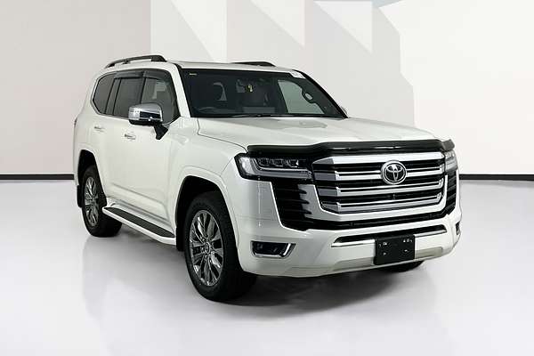 2024 Toyota Landcruiser LC300 SAHARA ZX (4x4)