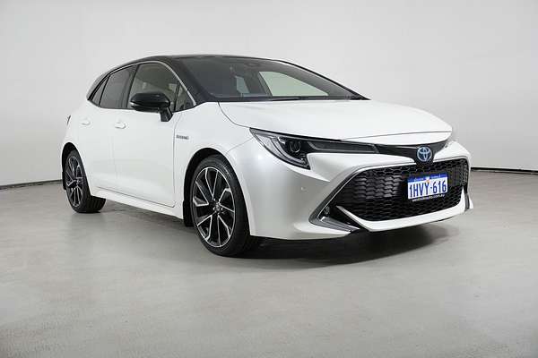 2020 Toyota Corolla ZR Hybrid