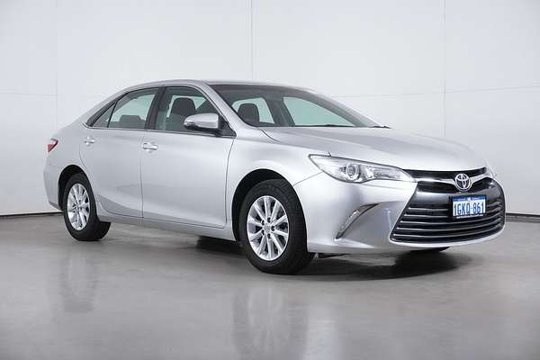 2016 Toyota Camry Altise