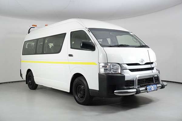 2018 Toyota HiAce Commuter