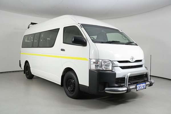 2018 Toyota HiAce Commuter