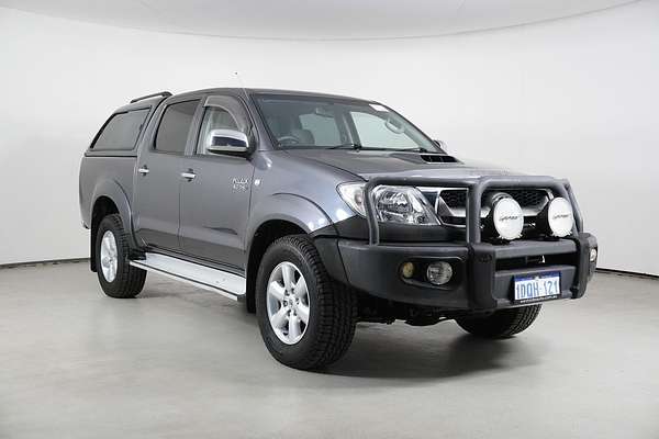 2011 Toyota Hilux SR5 (4x4)